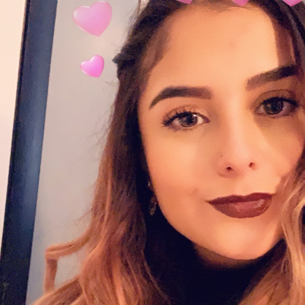 Meet your Posher, Erika